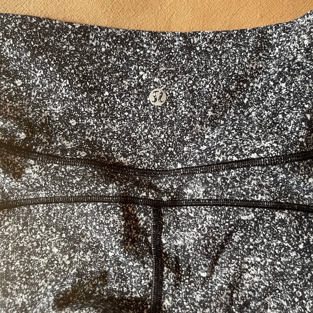 Lululemon Black and White Speckled Leggings